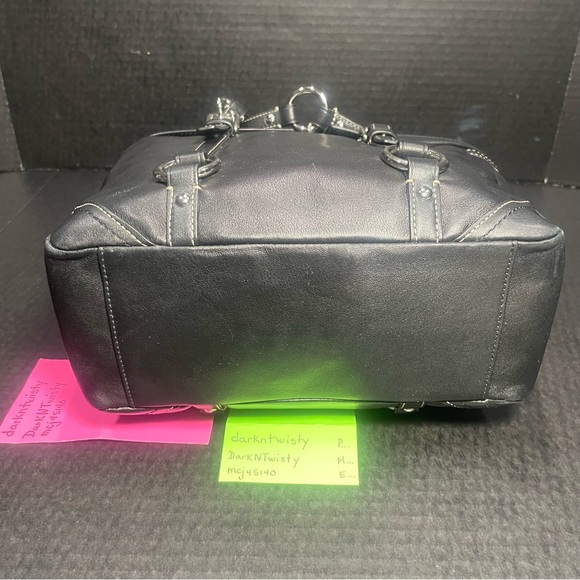 Vintage Coach Black Leather Tote Excellent, classy, LIKE NEW VERY WELL CARED FOR - Picture 8 of 17